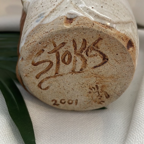 Unique Pottery Jug - Picture 5 of 9